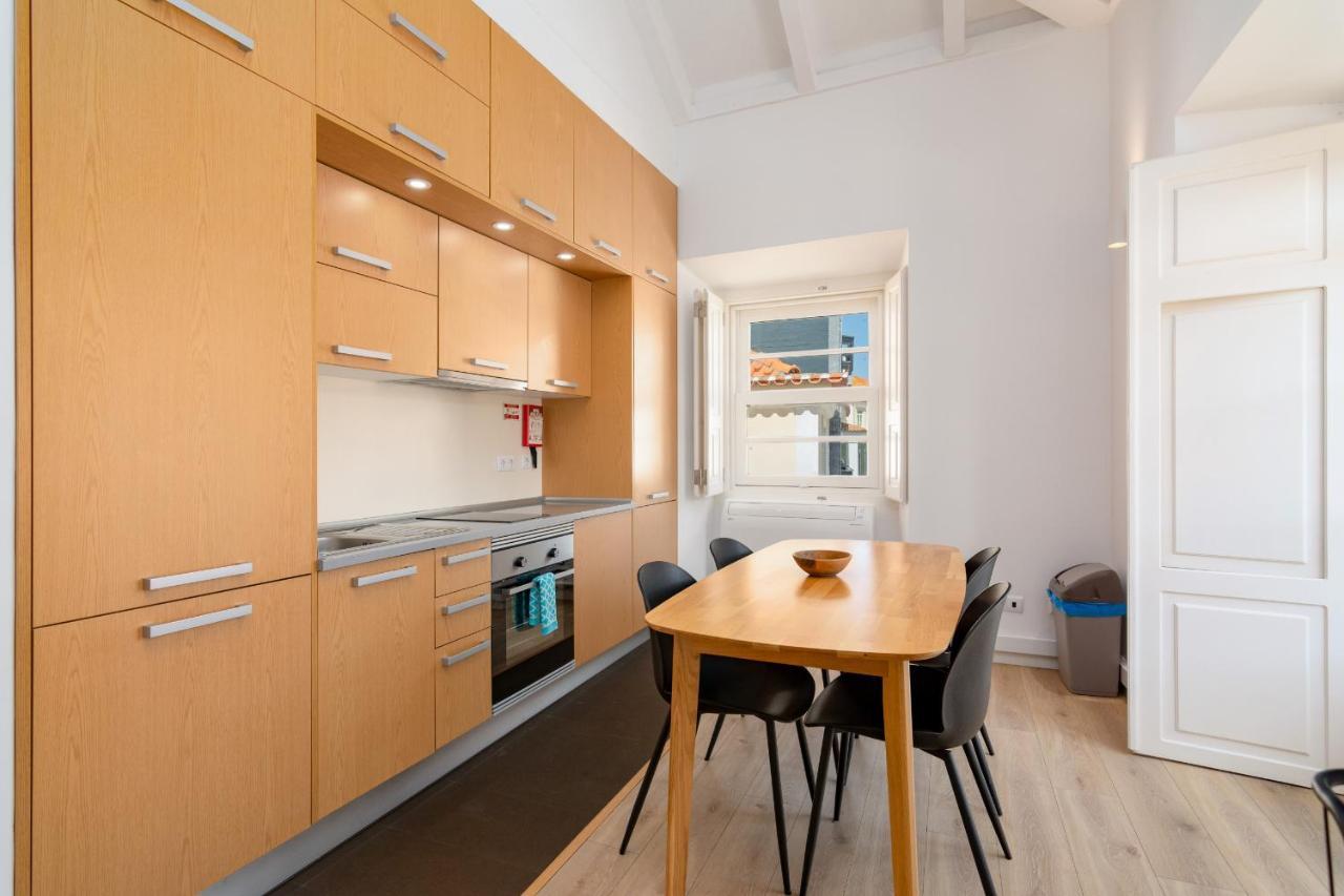 Setubal Downtown Bocage I E II Apartment Bagian luar foto