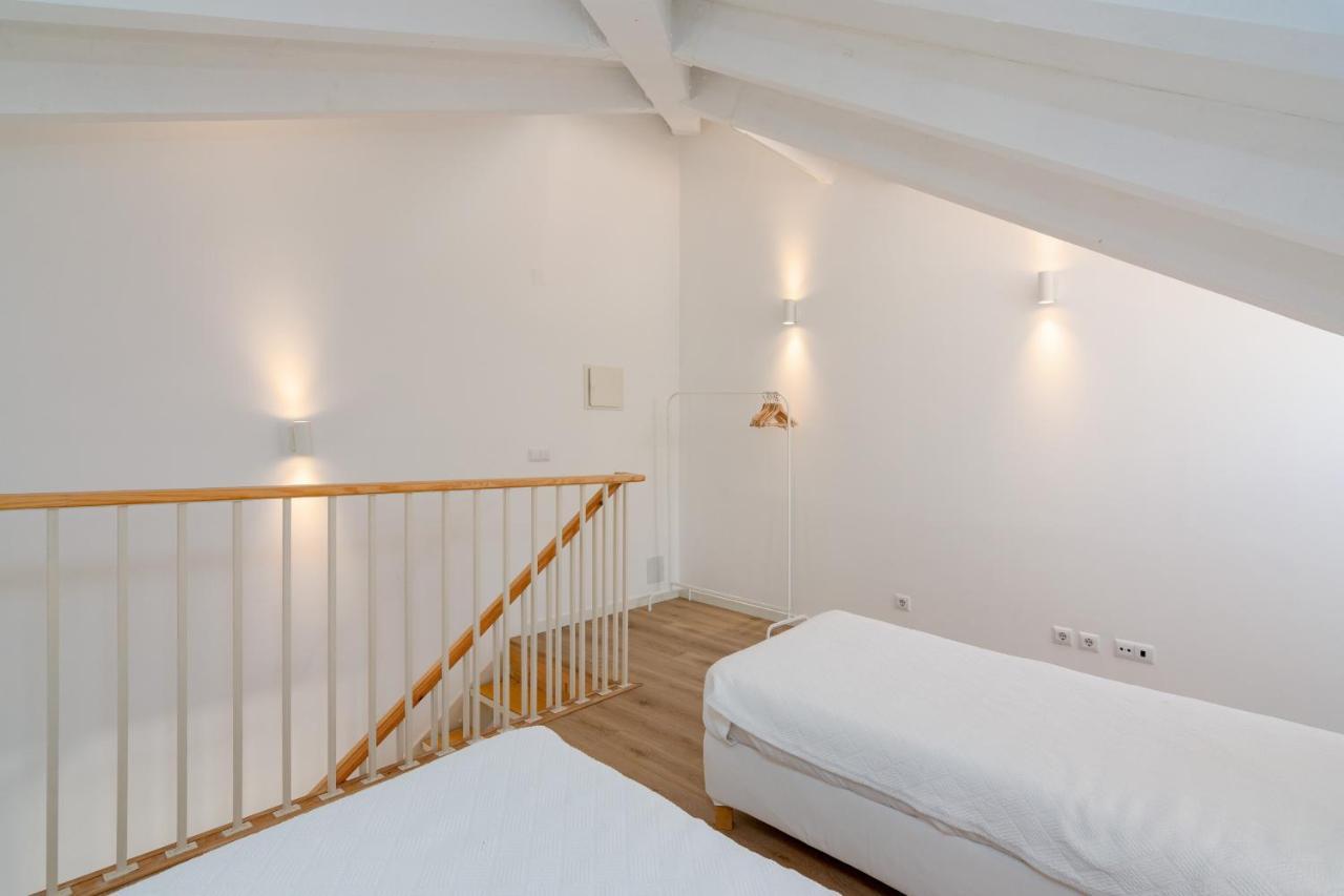 Setubal Downtown Bocage I E II Apartment Bagian luar foto