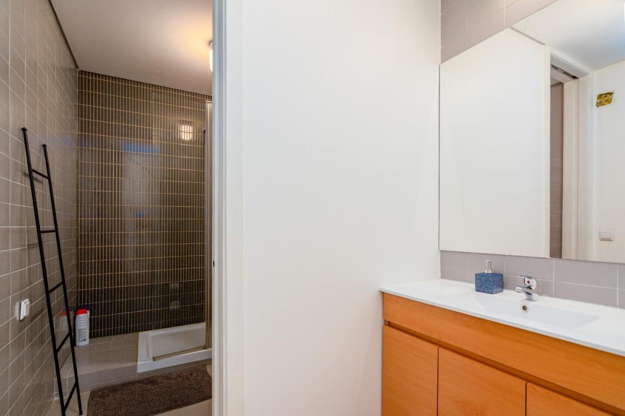 Setubal Downtown Bocage I E II Apartment Bagian luar foto